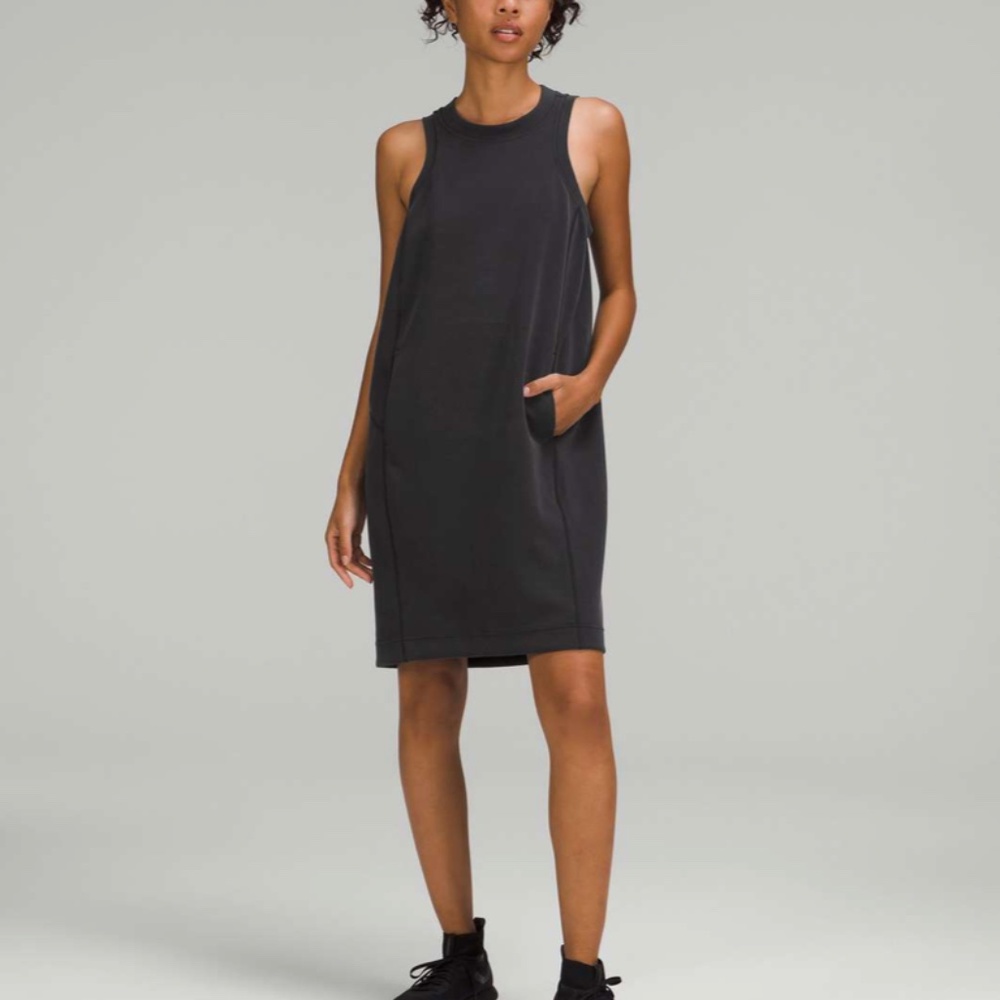 Lululemon Softstreme Back In Action Dress Black Size 4